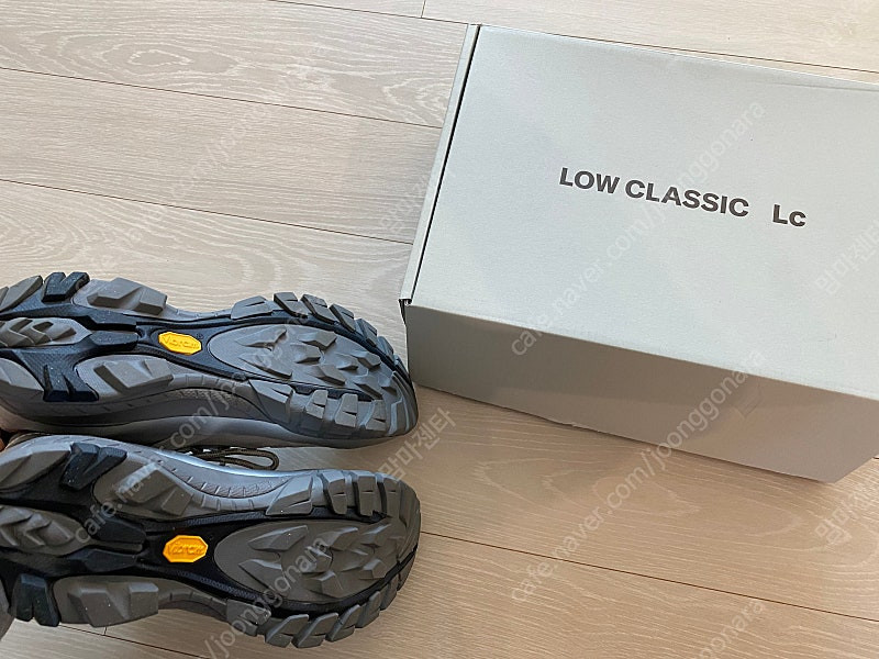 로우클래식 비브람 스니커즈, 로우클래식 운동화 실버--7