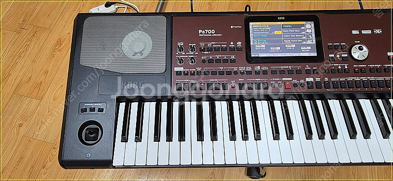 코르그 pa700 팝니다.--1