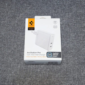 ***A+급*** 슈피겐 PD 140W USB C타입 충전기 PE2109