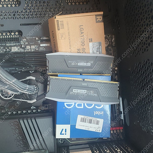 i7 13700kf cpu, z790 어엘 메인보드, 아틱 3열 수냉쿨러, 커세어 ddr5 ram