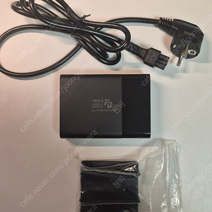 아임커머스 UM2 접지 QCPD150W PD USB C타입 고속 멀티 충전기 판매