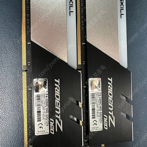 G.SKILL DDR4-3200 CL16 메모리 16*2= 32기가 팝니다.