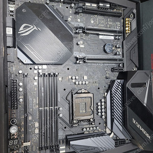 ASUS Z390 MAXIMUS XI Extreme(에이수스 막시무스 익스트림) 팝니다.