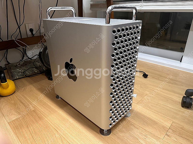 2019 맥프로 (구매 20년 5월)3.5GHz 8코아...--2