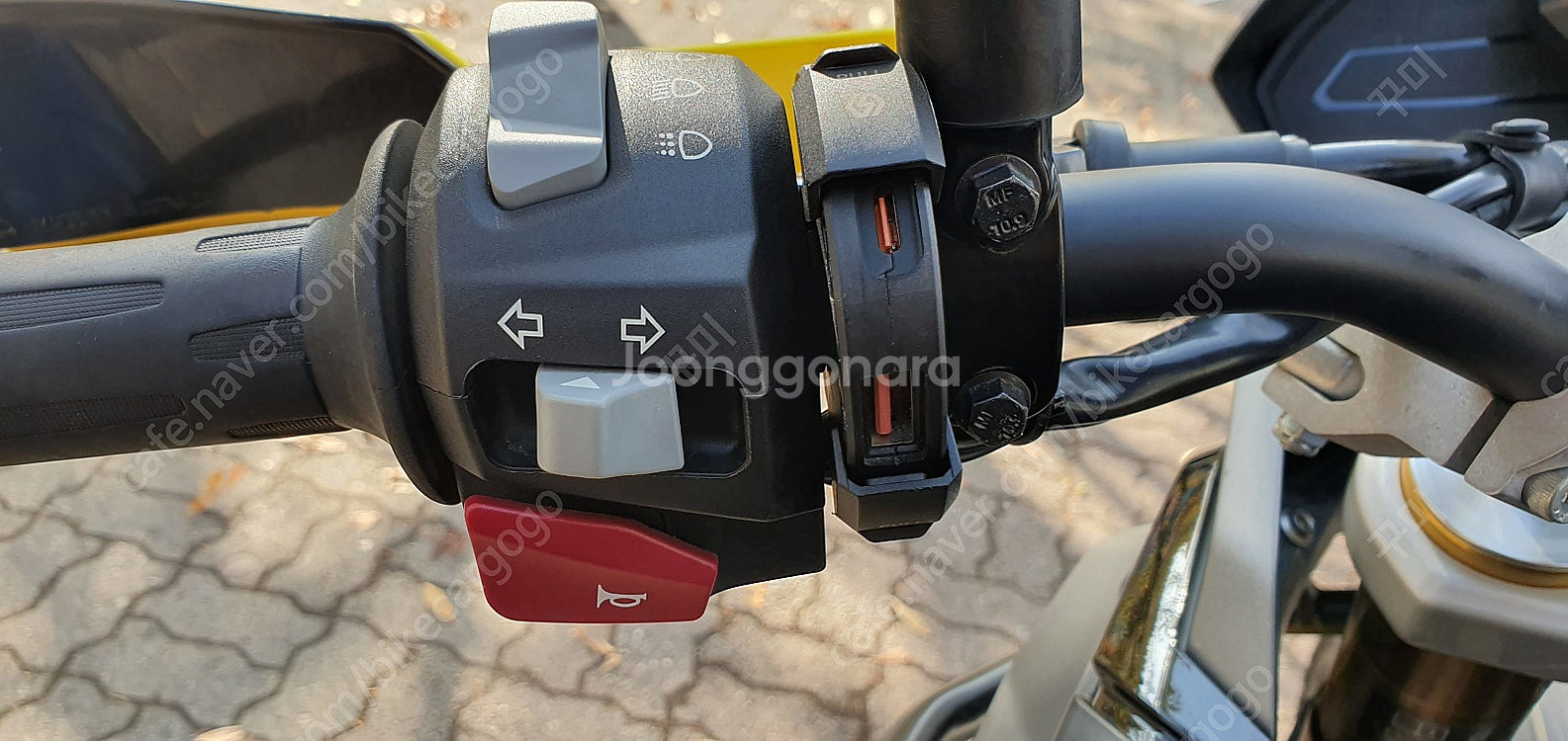 BMW 310GS 40주년 기념모델 로부3박스 21년식...--2