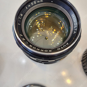 오토로커 Auto rokkor 58mm 1.4 미놀타 올드렌즈 이종교배