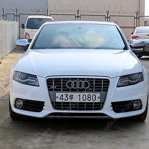 아우디뉴 S4 3.0 TFSI 콰트로 B8중고차 할부 리스 카드 저신용자 전액할부 가능합니다