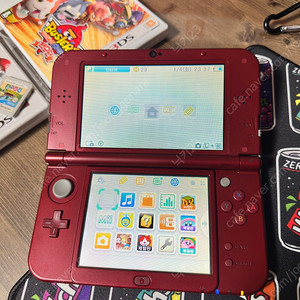 뉴3DS XL 팝니다.