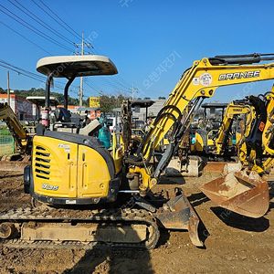 중고미니굴삭기 2019년식 얀마 1.7톤 4,200시간 버켓3종 판매