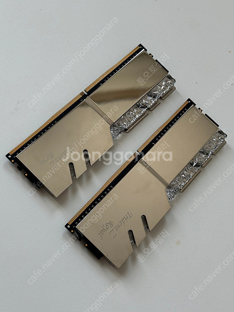 지스킬 ddr4 8*2 16기가 램--0