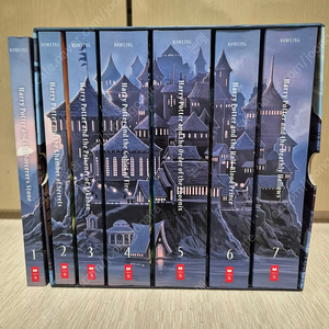 해리포터 Harry potter 영문판 스페셜 에디션 팔아요~(전7권,구성완벽,새책수준,택포48,000원)