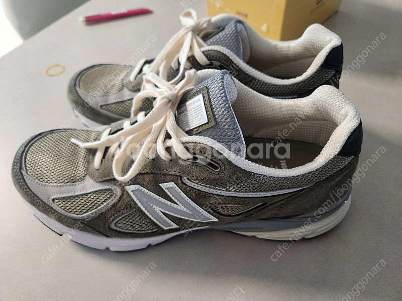 뉴발란스 990v4 에메 레온 도르 올리브 270사이즈--0