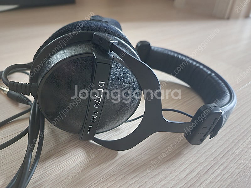 베이어다이나믹 DT770 Pro 헤드폰 80옴--1