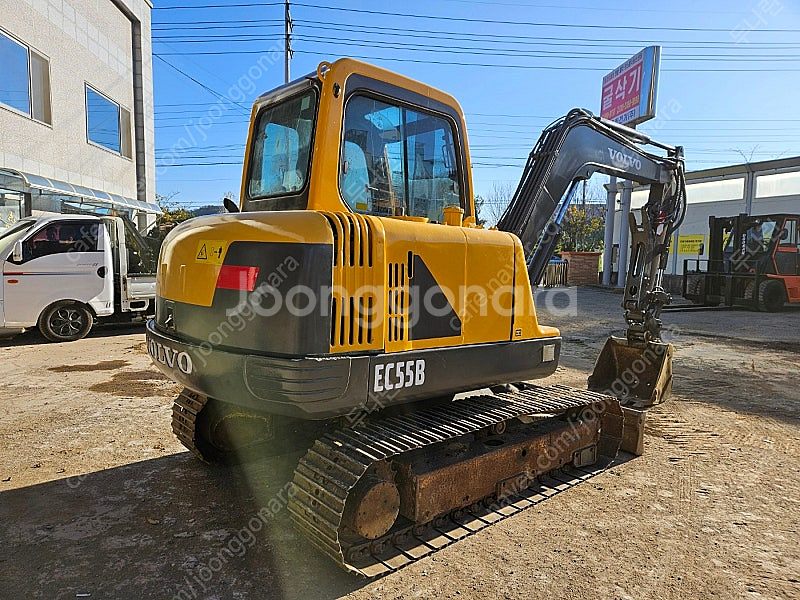 볼보 EC55 2005년식 신형엔진교체 집게 가동만오천 02 중고굴삭기--3