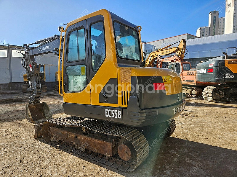 볼보 EC55 2005년식 신형엔진교체 집게 가동만오천 02 중고굴삭기--5