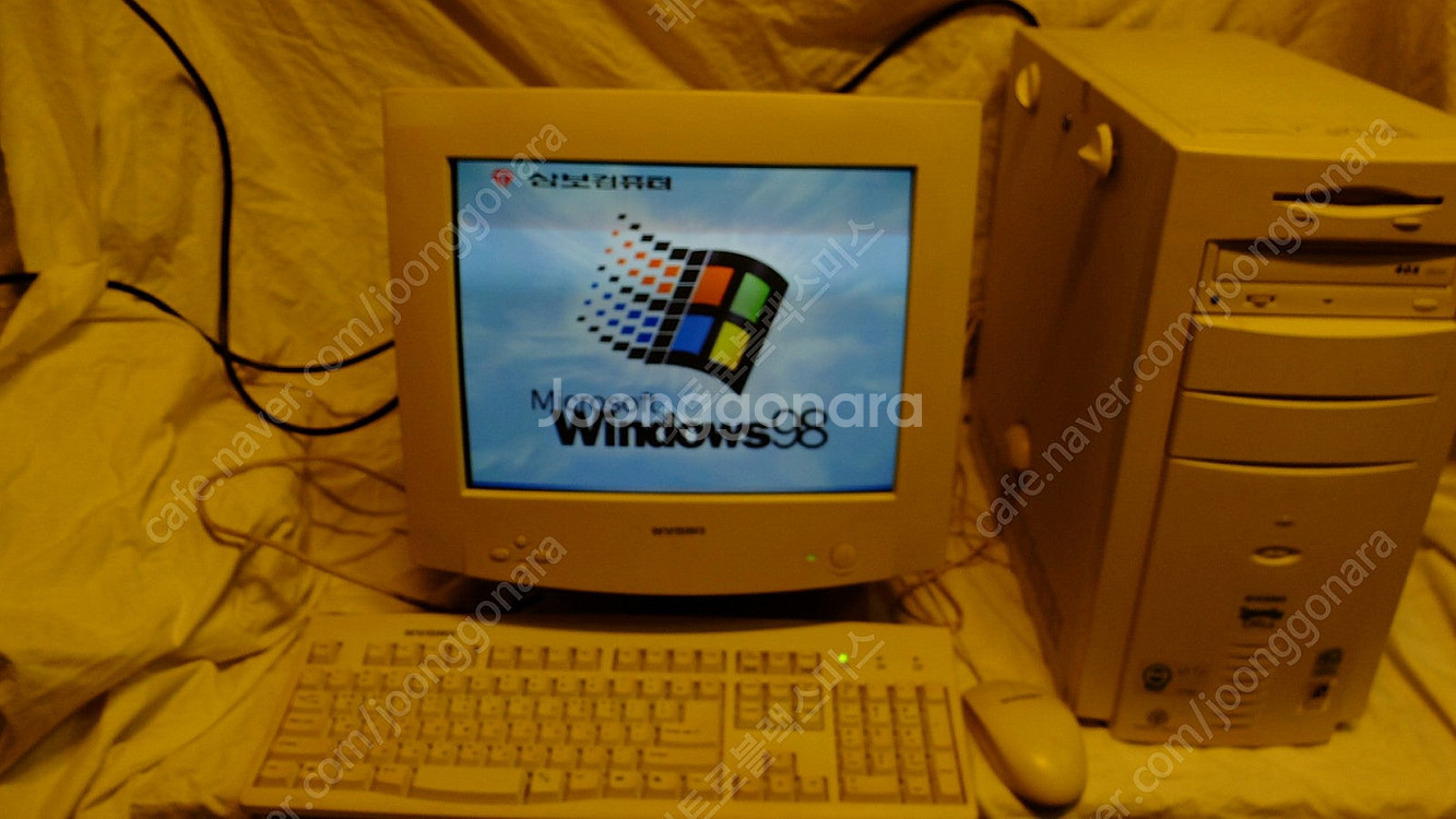 삼보 컴퓨터 와 CRT 모니터 기계식 키보드 볼 마우스...--4