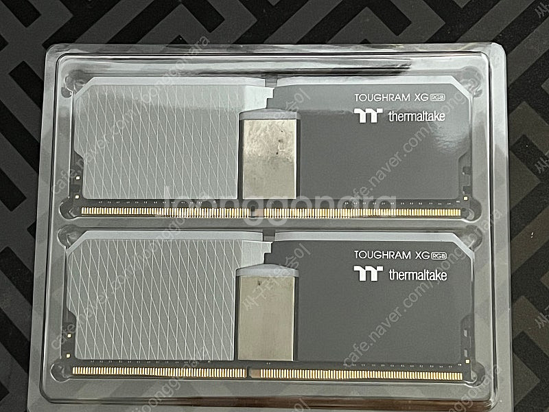 써멀테이크 터프램 XG 16GB 4600--1