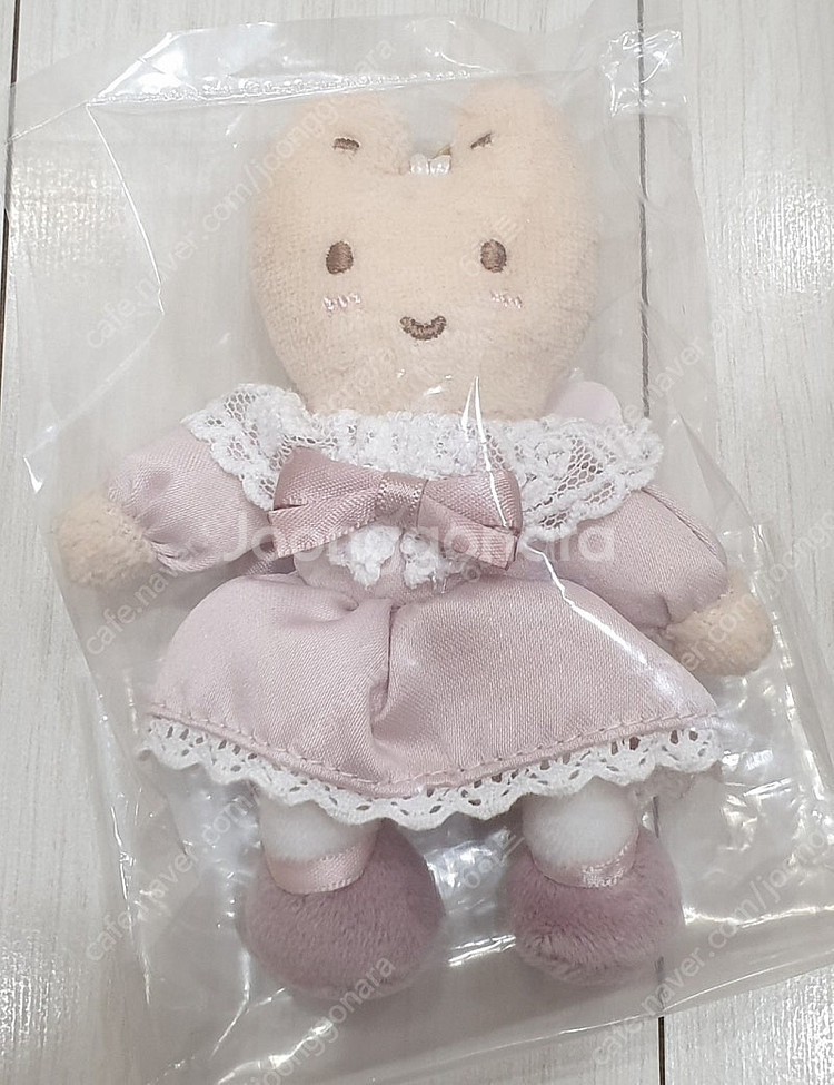 메종드플뢰르 산리오 마론크림 마스코트 키링 인형--0