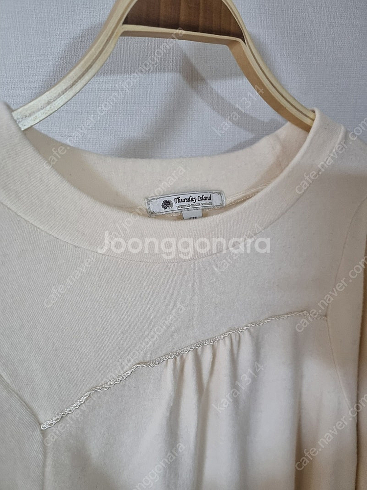 (Thursday island)큐트 티셔츠 M--3