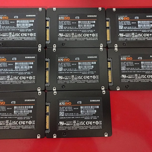 2.5인치 SSD 삼성 870 EVO 4TB 30개 (2023년 04월 제조, 사용량 극히 적고 컨디션 최상 새 제품급)