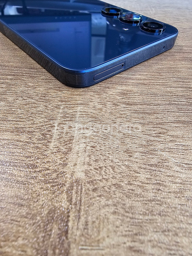 (새상품급) 갤럭시 A35 128G 블랙 24년 10월...--4