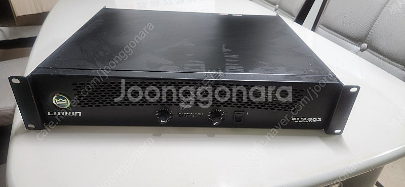 crown xls602 amp--0