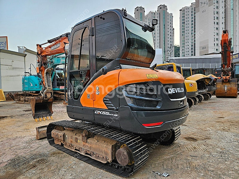 두산 DX55MT 5K 2020년식 회전라인 집게 트랙...--4
