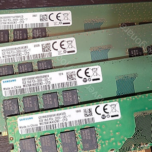 삼성 DDR4 21300 8G PC4-2666V 4개