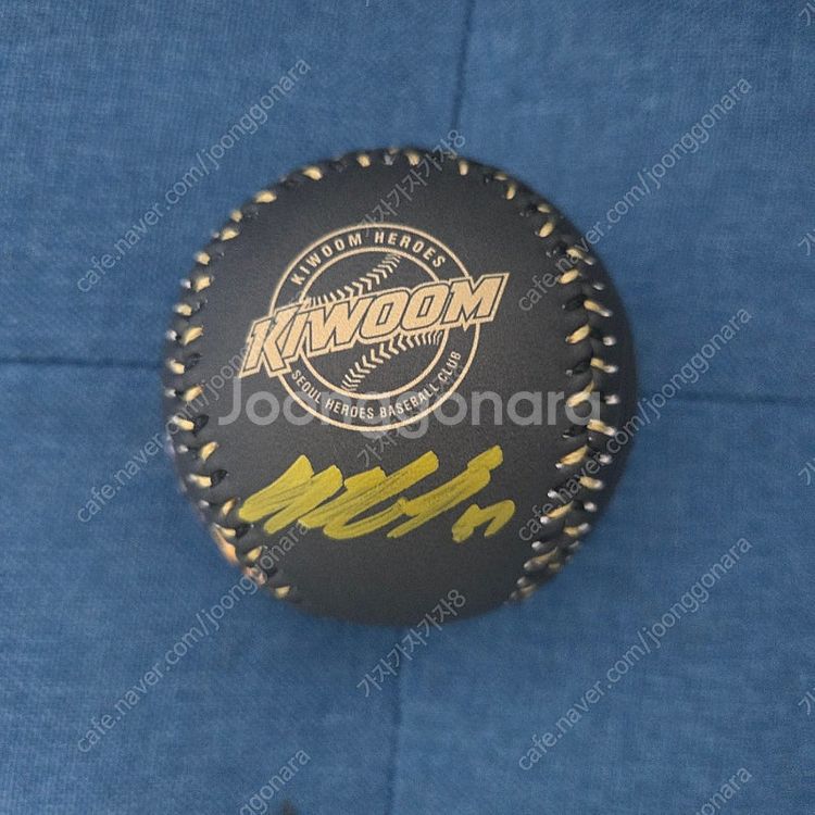 키움 히어로즈 시절 이정후 mvp 기념구 친필 싸인볼--0