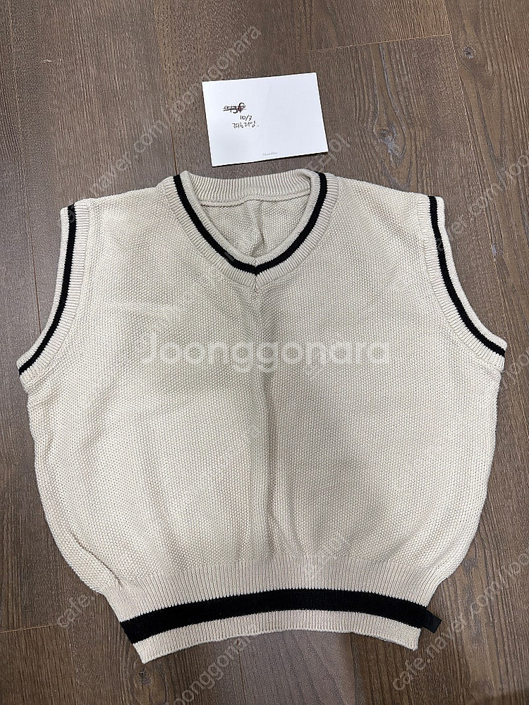 베네베네 브이넥 베스트--0