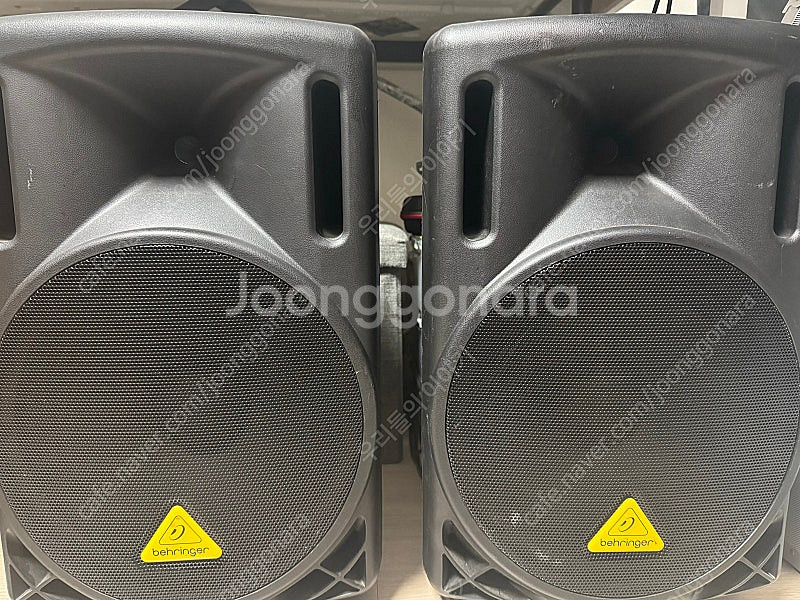 베링거 B212D 12인치 액티브 스피커 1조--0