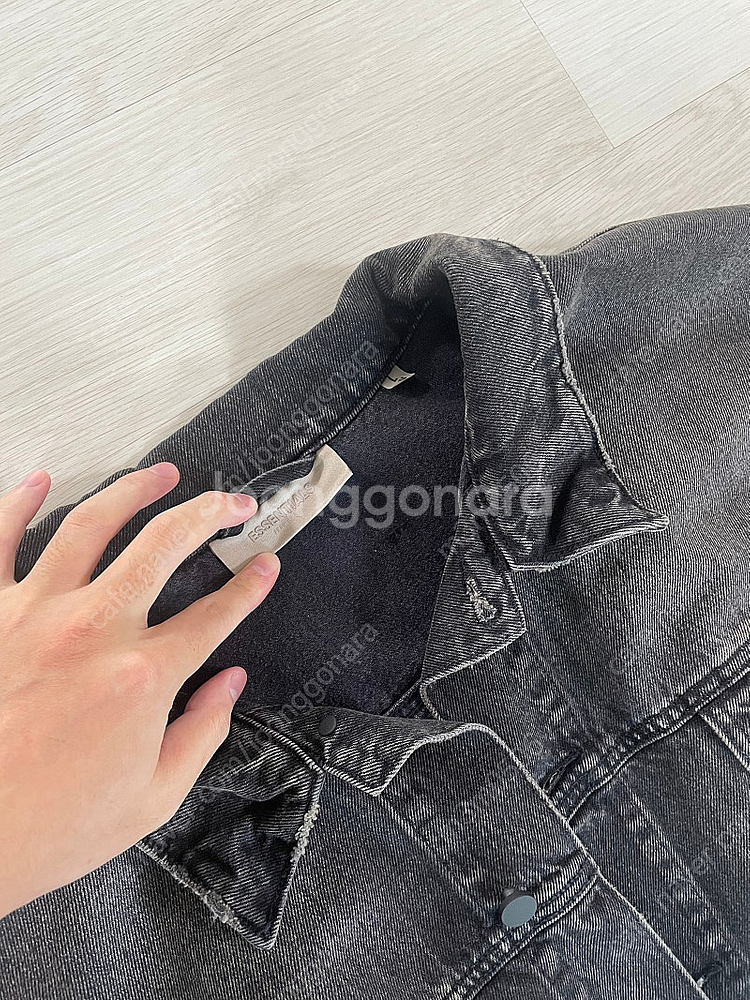 피오갓 에센셜 흑청 데님 자켓--0