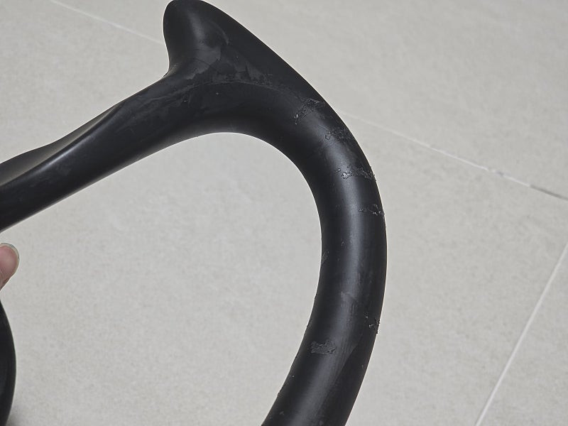 발루고 카본번치바 이미지