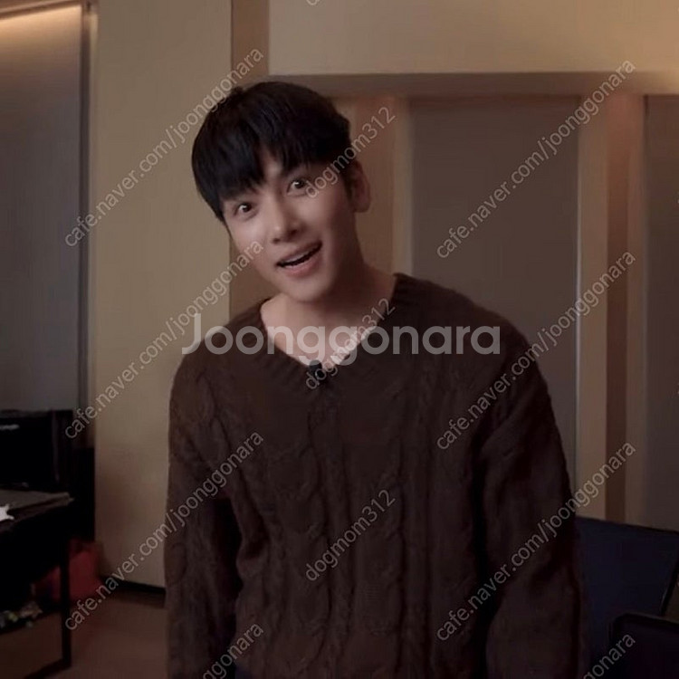 구함)달의 연인 이준기 뱃지 굿즈 구해요!!--0