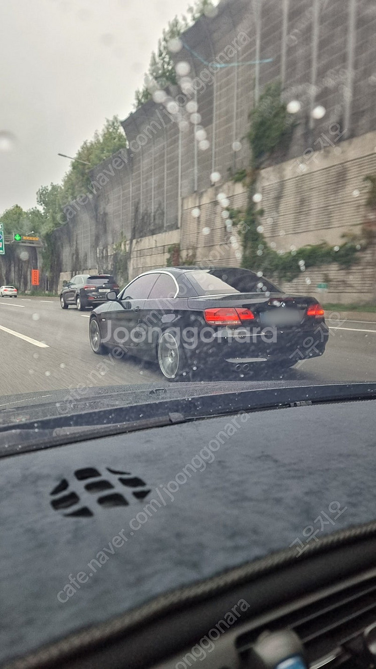 BMW/E93 328I 컨버터블 초민트급차량 팝니다--1