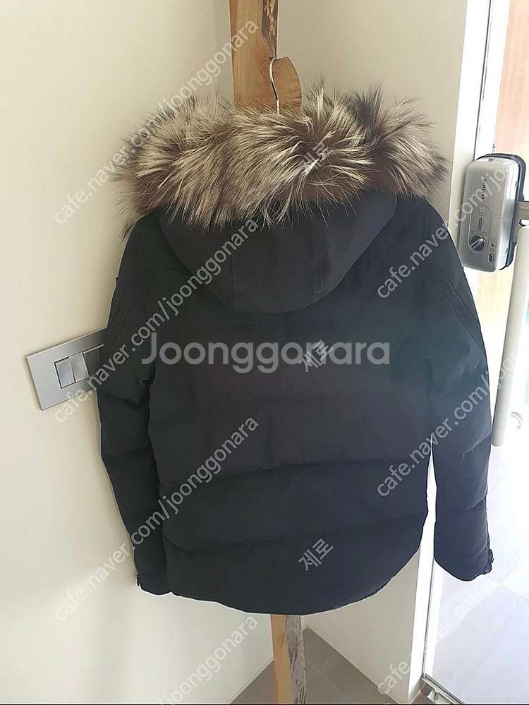 무스너클 패딩--1