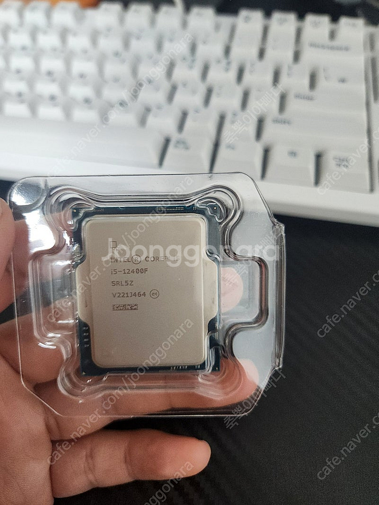 인텔 i5-12400f 팝니다--0
