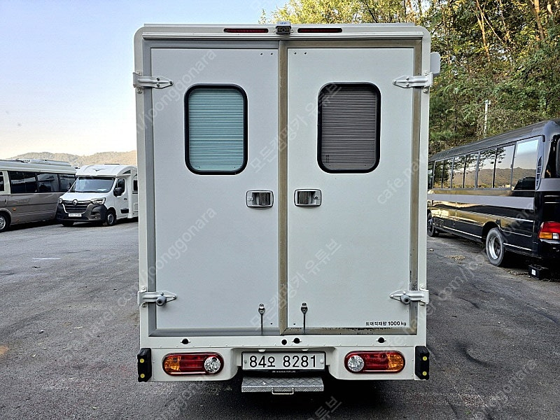 17년형 포터2 시티밴 3인승 캠핑카 오토(A/T) 신규제작 / 전액할부가능! 이미지