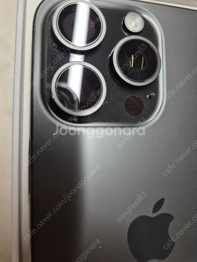 자급제 아이폰15프로맥스 512 블랙티타늄+애플케어플러스--3