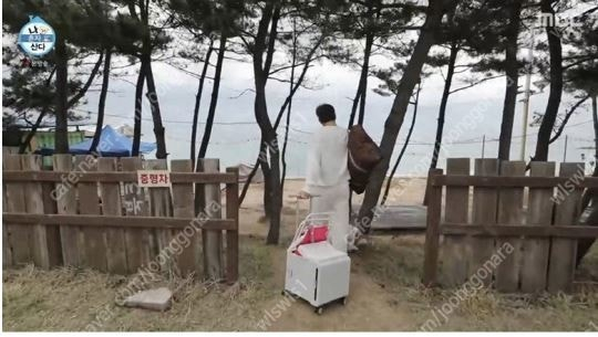 [미개봉/새상품] 로우로우 콜라보 제품 / 나혼자산다 성훈 캠핑 카트 폴딩카트 / 현대자동차 트립카트 이미지