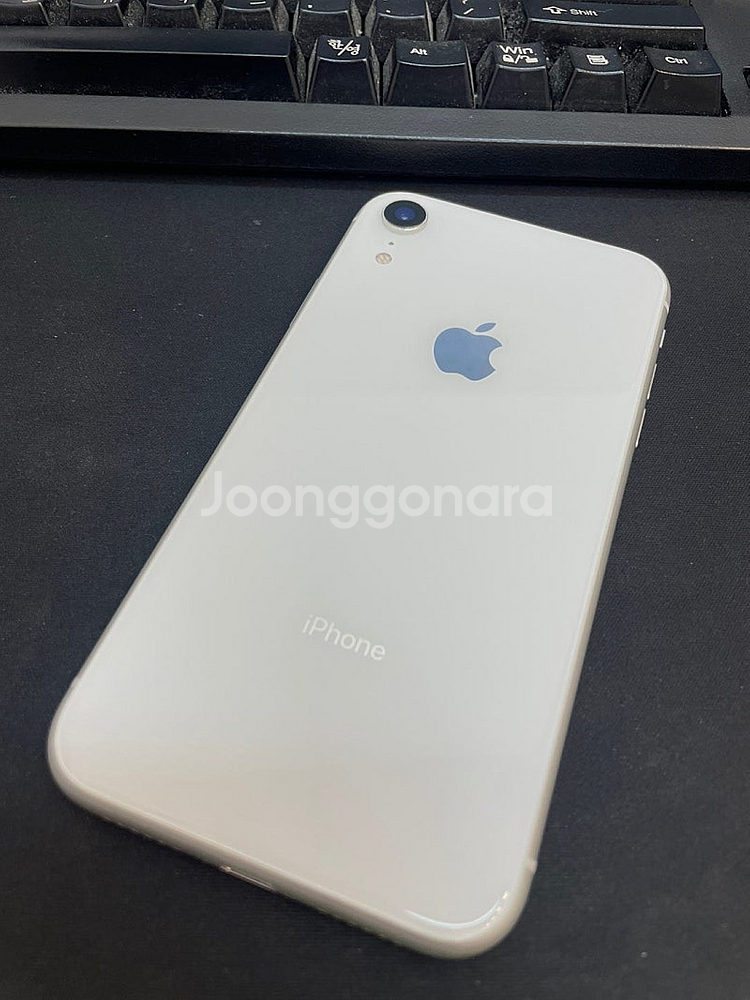 아이폰XR 화이트 128GB 가성비좋은 중고19만 팝니...--1