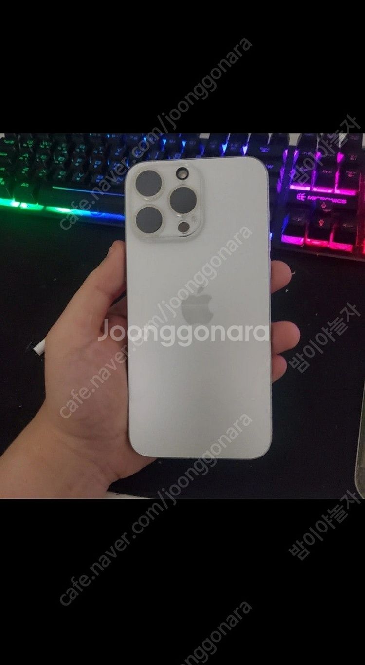 아이폰 15프로맥스 실버색상256GB 판매합니다--1