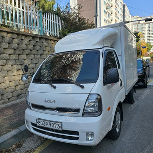 봉고3 디젤마지막 내장탑플러스형 킹캡L 풀옵션 판매합니다. 23년4월 5500KM