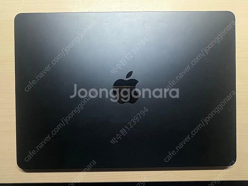맥북에어 m2 영문판 미드나이트 8g/512gb 배터리...--1