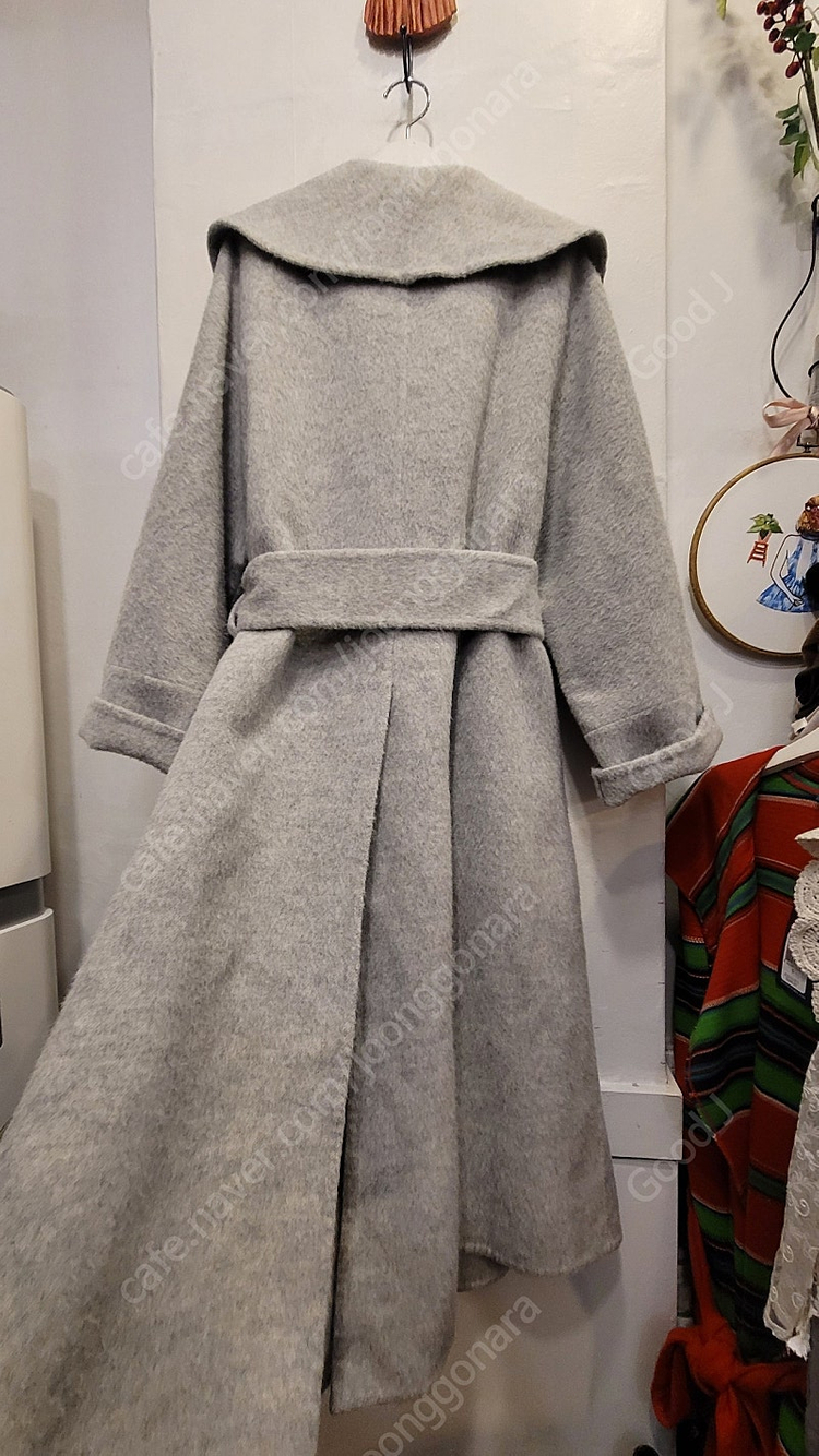 art is over 알파카 울 핸드메이드 롱코트--8