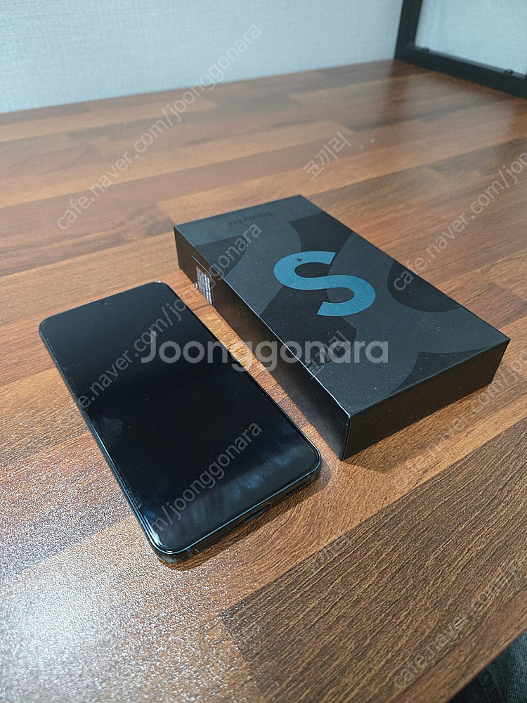 정상해지된 갤럭시 s22 256기가 팝니다.--0