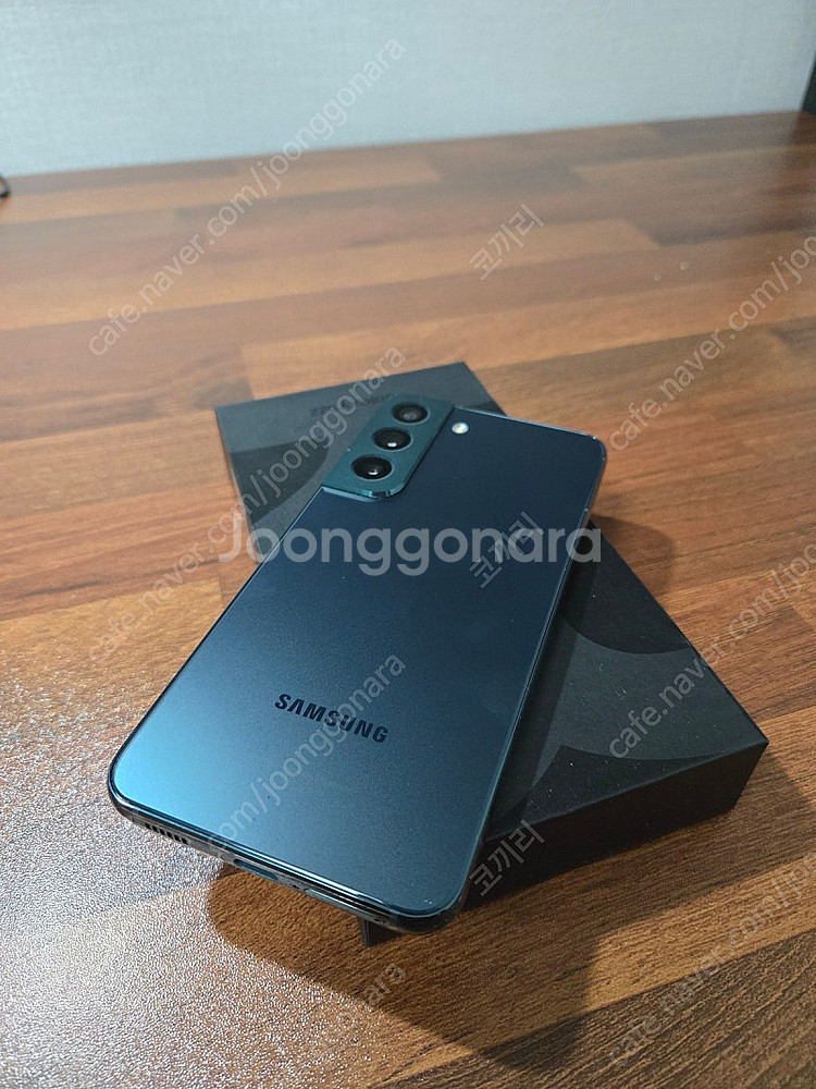 정상해지된 갤럭시 s22 256기가 팝니다.--1