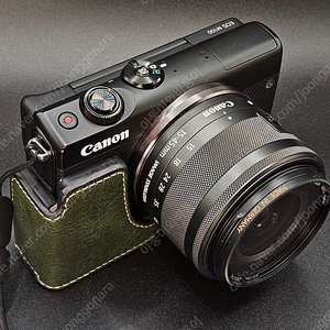 캐논 EOS M100 15-45 번들렌즈킷 풀박스 새상품급 악세구성