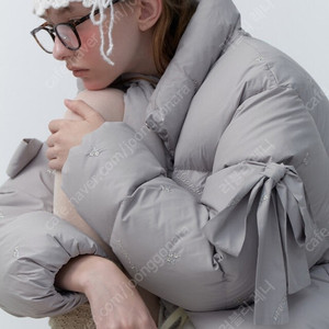 순수 soonsu Silvery Down Puffer (Light Grey)