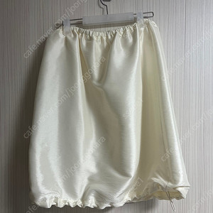 Ncssry silky ballon skirt cream 네세서리 실키 벌룬 스커트